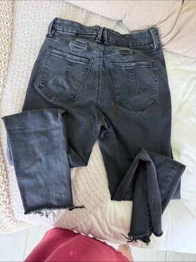 Good American Always Fits Good Legs Straight Jeans